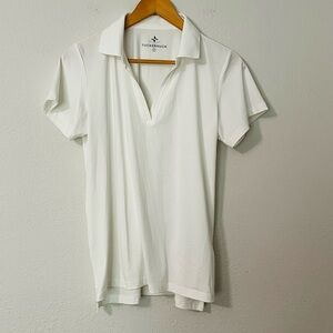 Tuckernuck TNUCK Sport White V-Neck Top, golf tennis